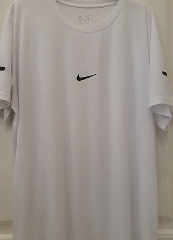 l/xl Beden beyaz Renk Nike erkek tişört 