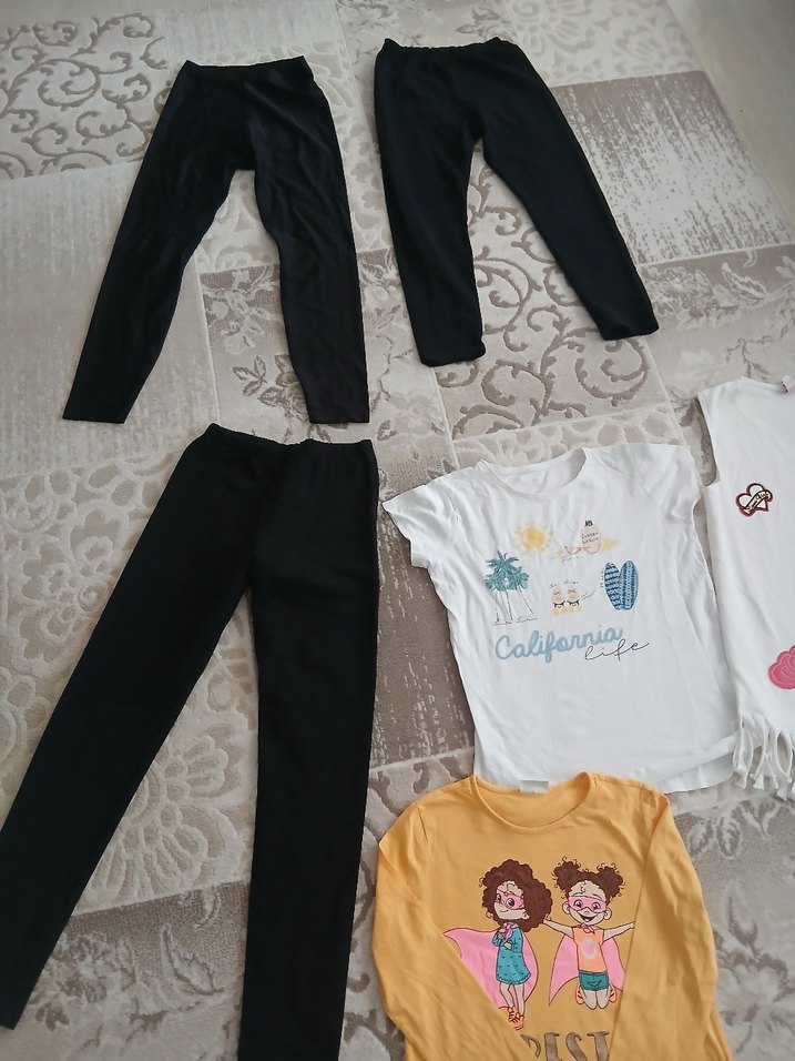 Siyah Sıkı Kesim Kadın Tayt - Görsel 3