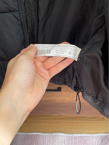s Beden Stradivarius şişme mont