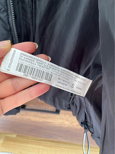s Beden siyah Renk Stradivarius şişme mont