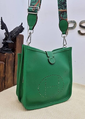  Beden Hermes çanta 