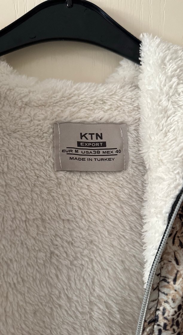 Kürklü Yılan Desenli Kadın Ceket - Görsel 3