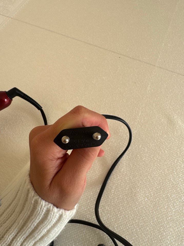 Kırmızı Saç Maşası - Görsel 4