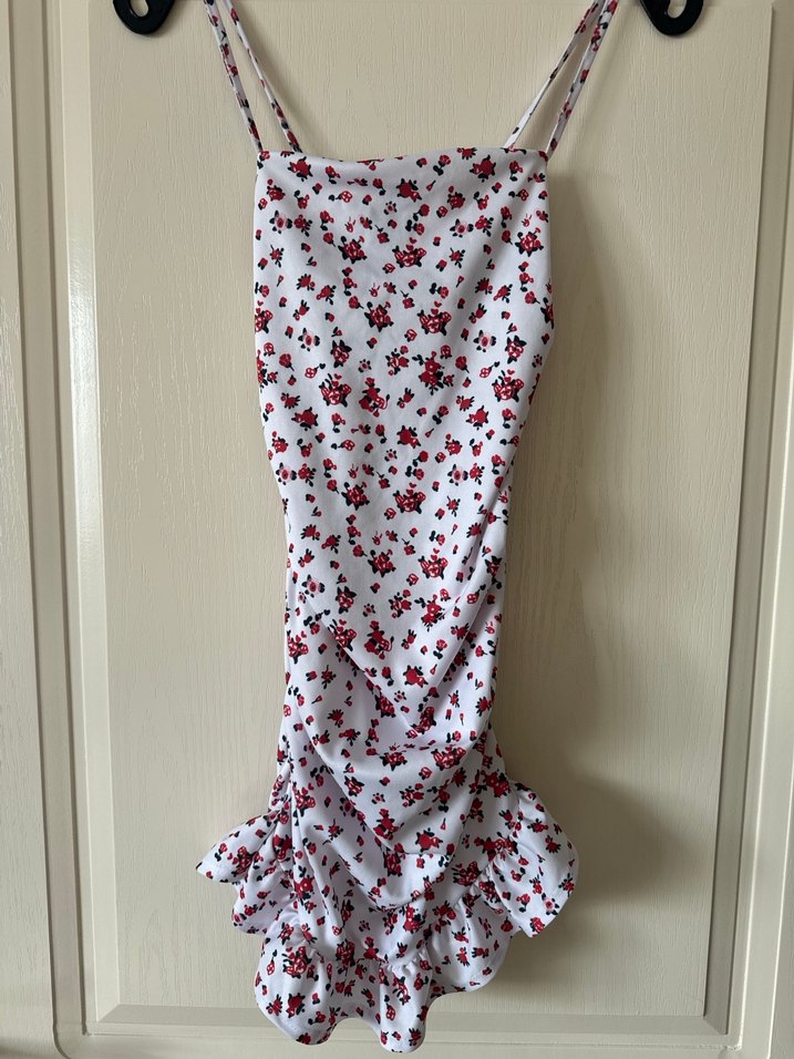 Çiçek Desenli Beyaz Mini Elbise - Görsel 2