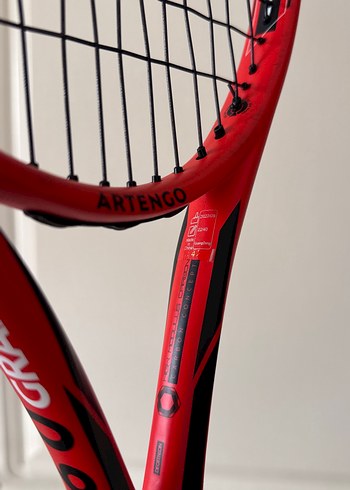 Kırmızı Tenis Raketi - Görsel 2