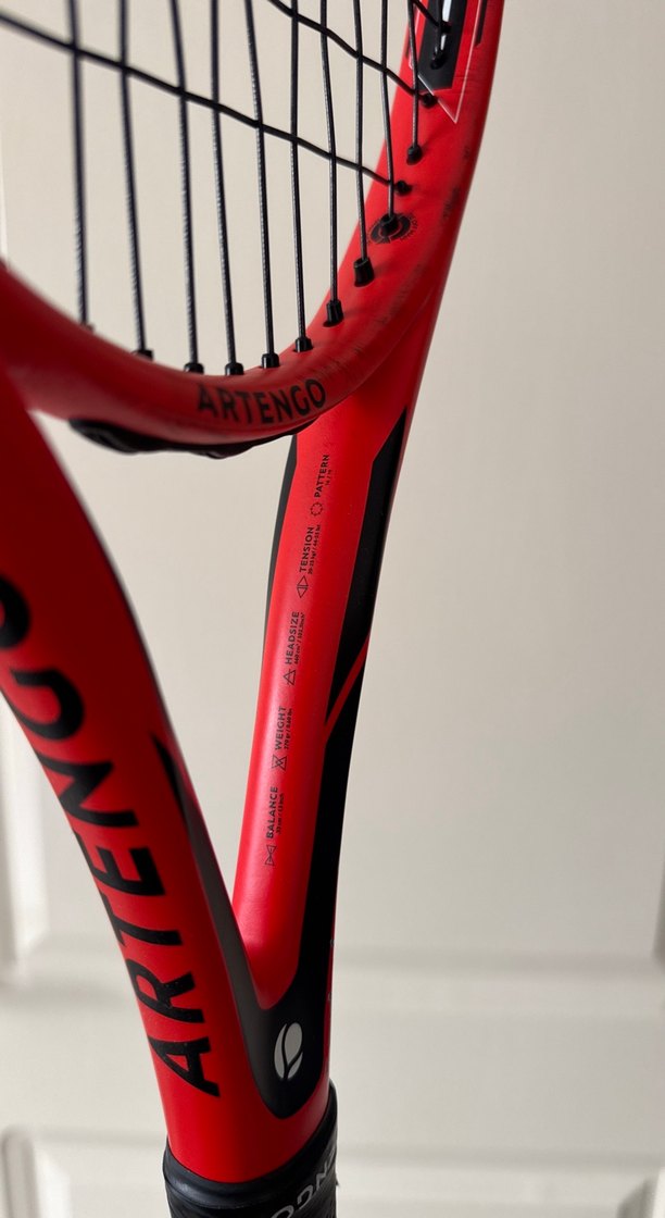 Kırmızı Tenis Raketi - Görsel 3