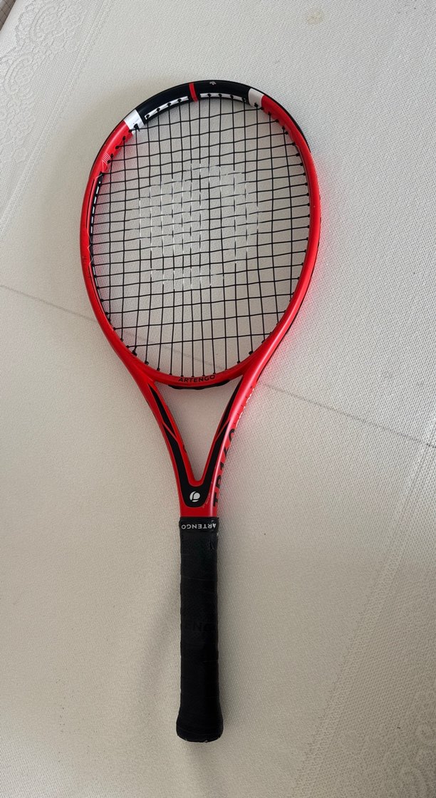 Kırmızı Tenis Raketi - Görsel 5