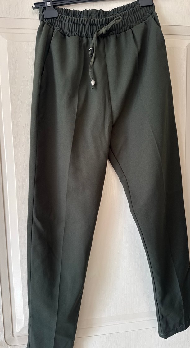 Kadın Siyah Bel Bantlı Kumaş Pantolon - Görsel 2