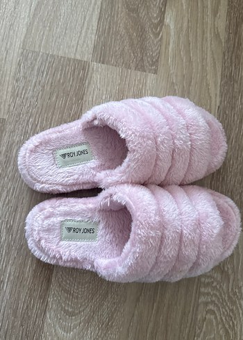 Pembe Kadın Peluş Dolgulu Ev Terliği - Görsel 4