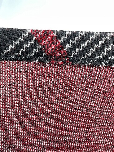 s Beden çeşitli Renk PreLoved Midi Etek %70 İndirimli.