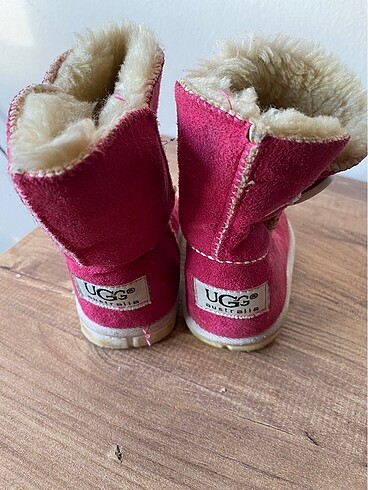 25 Beden Ugg muadil bot