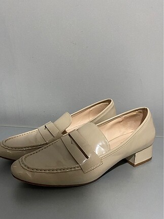 Krem loafer