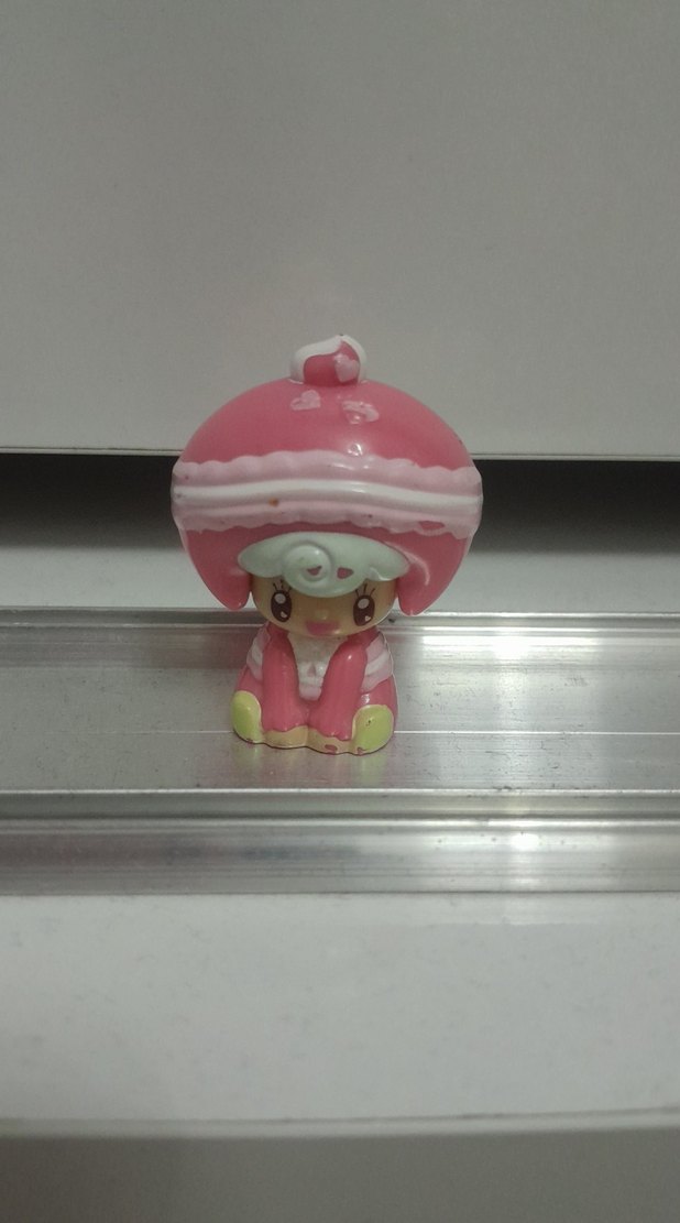 Pembe Pastel Renkli Aksiyon Figürü - Görsel 2