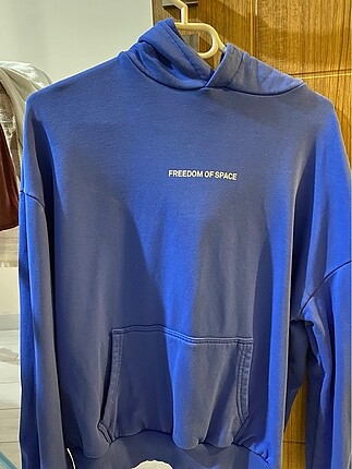 s Beden Freedom of space sweat