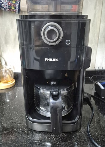 Philips ögütücülü Siyah Kahve Makinesi