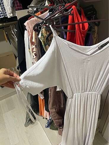 Zara Omuz dekolteli elbise