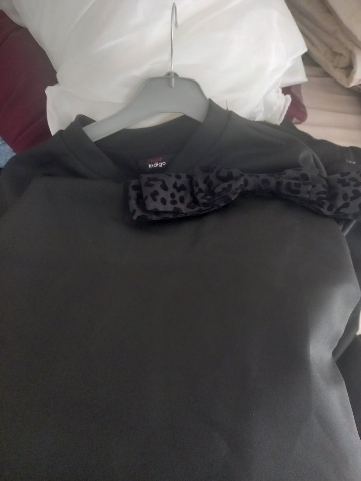 Siyah Düğmeli Kız Bolero - Görsel 2