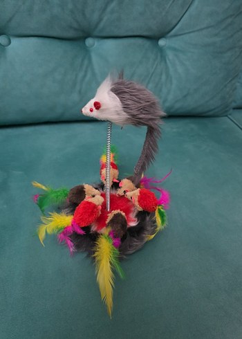 Renkli Tüylü Kedi Oyuncağı - Görsel 2