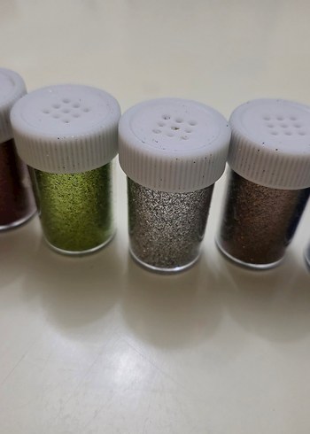 renkli sim tuzluk başlıklı - Görsel 3