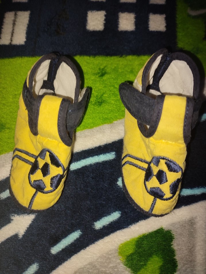 dört adet ev ayakkabısı - Görsel 4