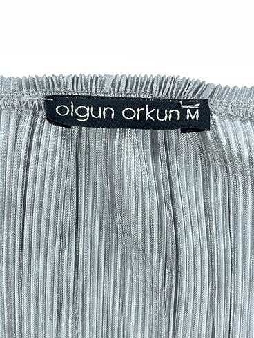 m Beden gri Renk Diğer Bluz %70 İndirimli.