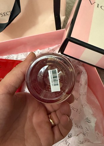 Victoria's Secret vücut spreyi ve losyon - Görsel 2