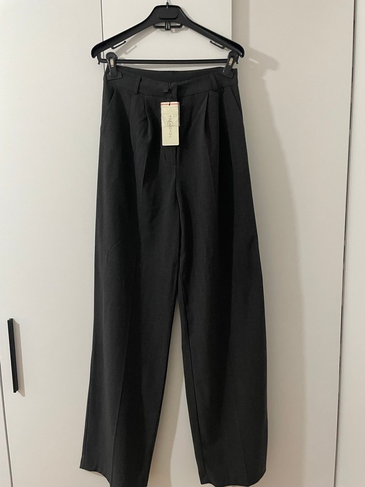 Trendyol pileli palazzo pantolon - Görsel 4