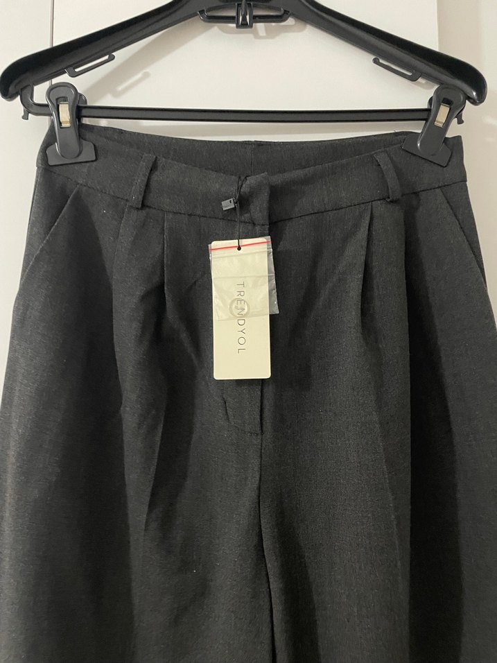 Trendyol pileli palazzo pantolon - Görsel 2