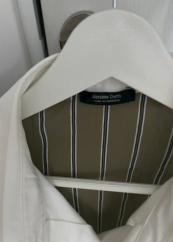 Massimo Dutti Düğmeli, Uzun Kollu, Regular Fit Kadın Gömlek - Görsel 2