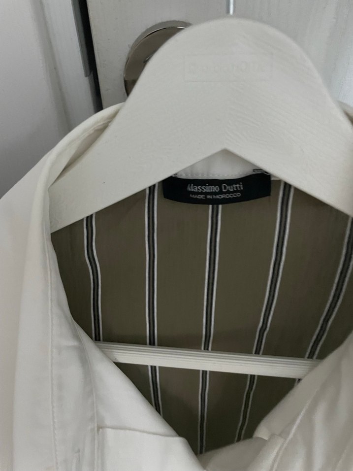 Massimo Dutti Düğmeli, Uzun Kollu, Regular Fit Kadın Gömlek - Görsel 2