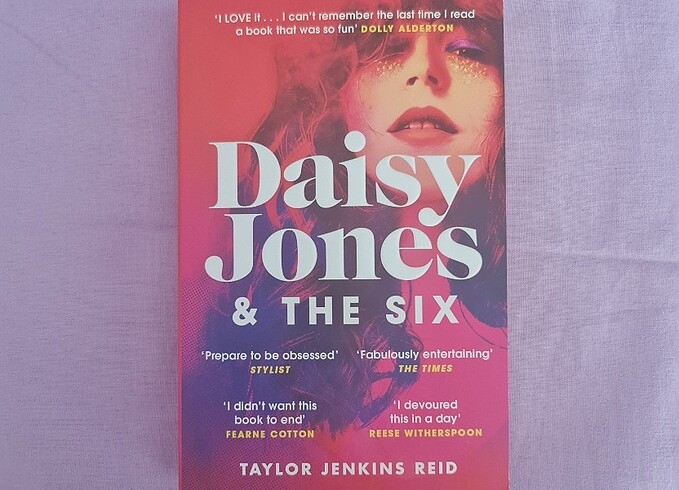 Daisy Jones and The Six 