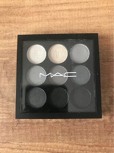 MAC far paleti