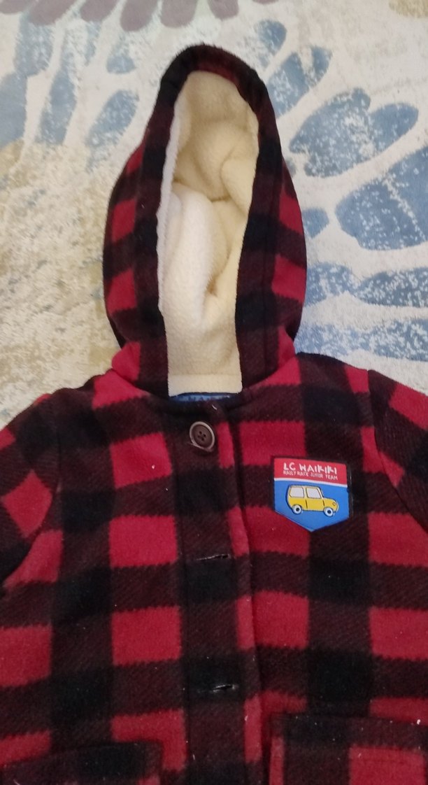 Düğmeli Kırmızı Ekose Erkek Çocuk Kaban - Görsel 3