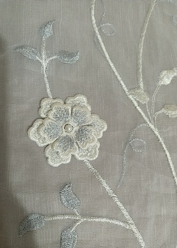 Nakışlı Beyaz Gri Perde - Görsel 4