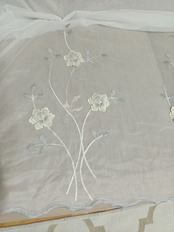 Nakışlı Beyaz Gri Perde - Görsel 2