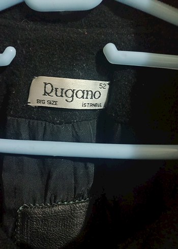 Siyah Düğmeli Kadın Kaban - Görsel 9