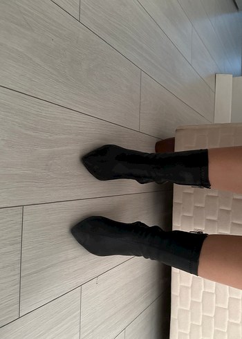 Diğer Tokalı Siyah Deri Stiletto Kadın Bot