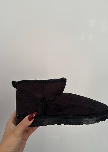 Siyah Süet Kadın Stiletto Topuklu Bot