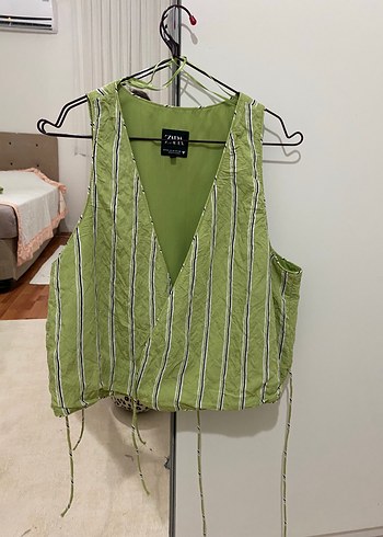 Zara Dik Çizgili Yeşil Alt Üst Yelekli Takım
