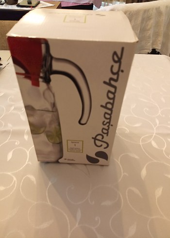 Paşabahçe Kırmızı Kapaklı Cam Sürahi - Görsel 4