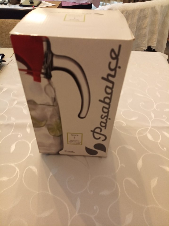 Paşabahçe Kırmızı Kapaklı Cam Sürahi - Görsel 4