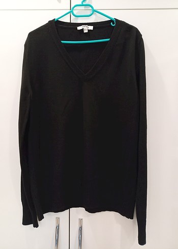 Siyah V Yaka Koton Marka Kadın Kazak - Görsel 4