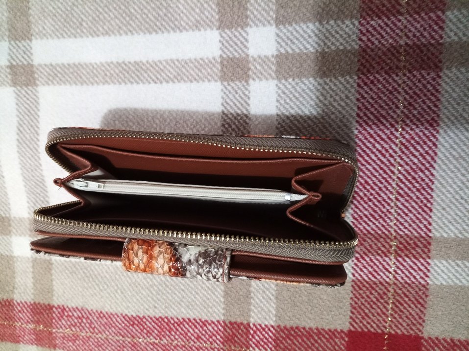 Divarese Marka Kadın Cüzdanı - Görsel 3