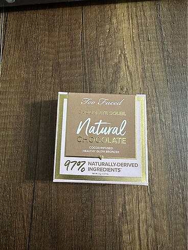 Too faced chocolate soleıl healthy glow bronzer