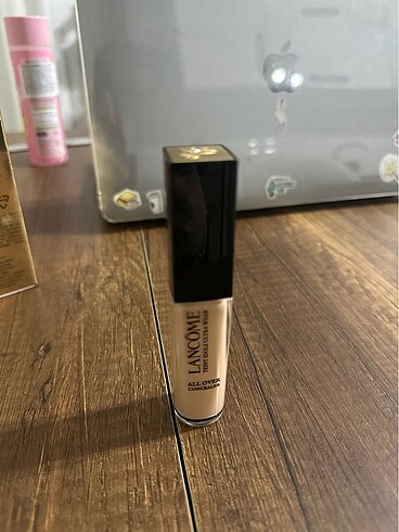  Beden Lancome teınt ıdole ultra wear kapatıcı (01numara)