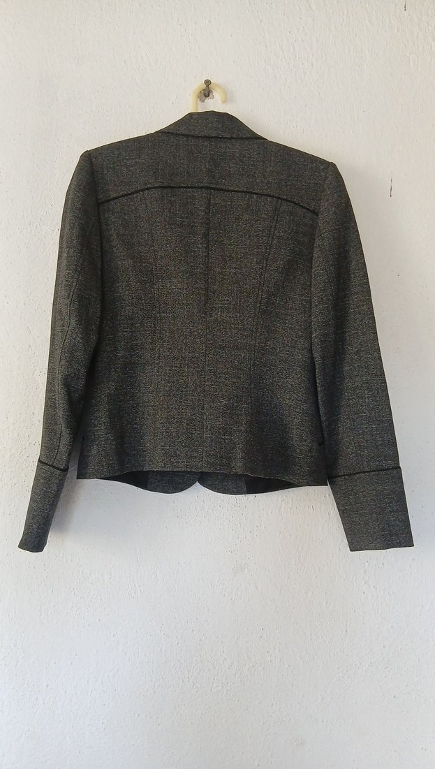 Gri Kadın Yün Kumaşlı Düğmeli Takım - Görsel 2