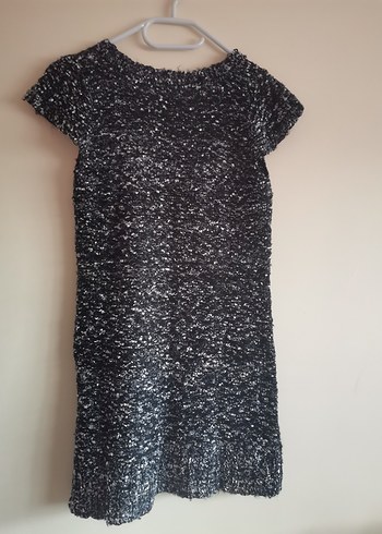 Siyah beyaz ve gri renklerden şantog şık bir kış elbisesi - Görsel 6