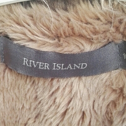 River Island ucun kaban