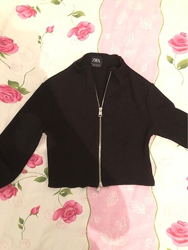 Zara Fermuar Detay Crop