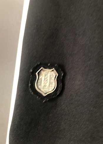 Erkek Siyah V-Yaka Kısa Kollu Forma - Görsel 3